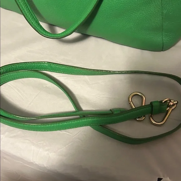Coach Vibrant Green Leather Shoulder Bag - Picture 12 of 12